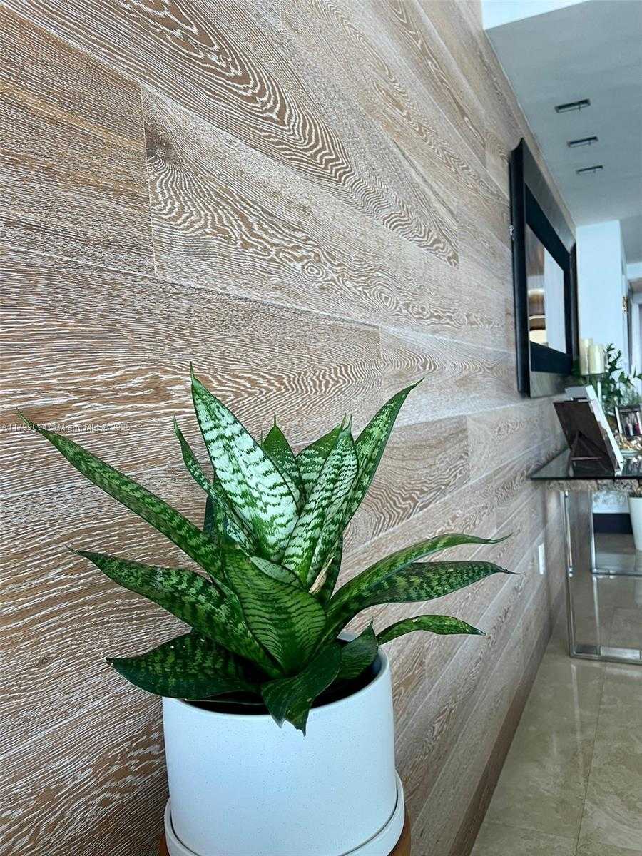 Small Image of 1331 BRICKELL BAY DR #3607, Miami Number 23