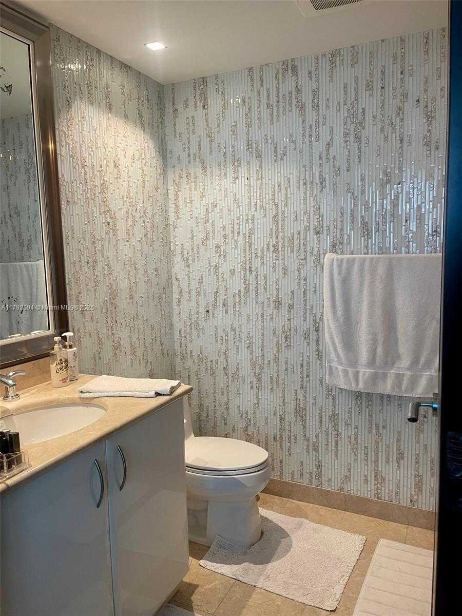 Small Image of 1331 BRICKELL BAY DR #3607, Miami Number 29