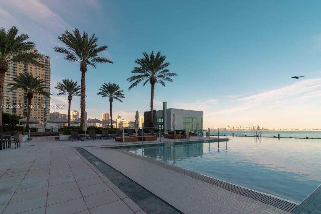 Small Image of 1331 BRICKELL BAY DR #3607, Miami Number 3