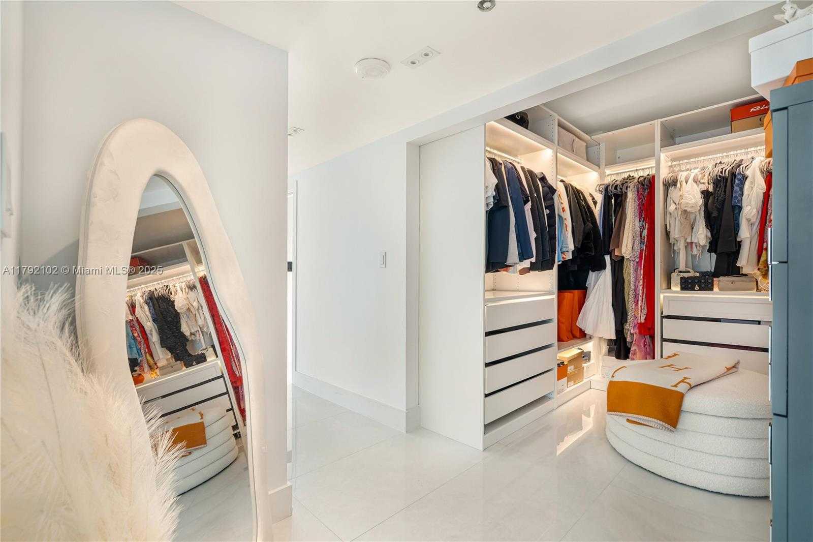Small Image of 16485 COLLINS AVE #2438, Sunny Isles Beach Number 22