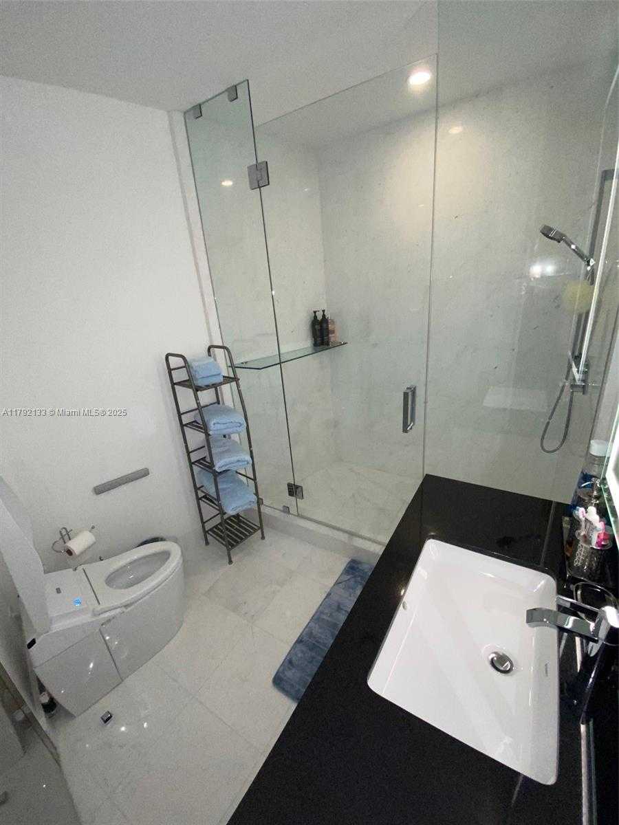 Small Image of 18555 COLLINS AVE #2505, Sunny Isles Beach Number 26