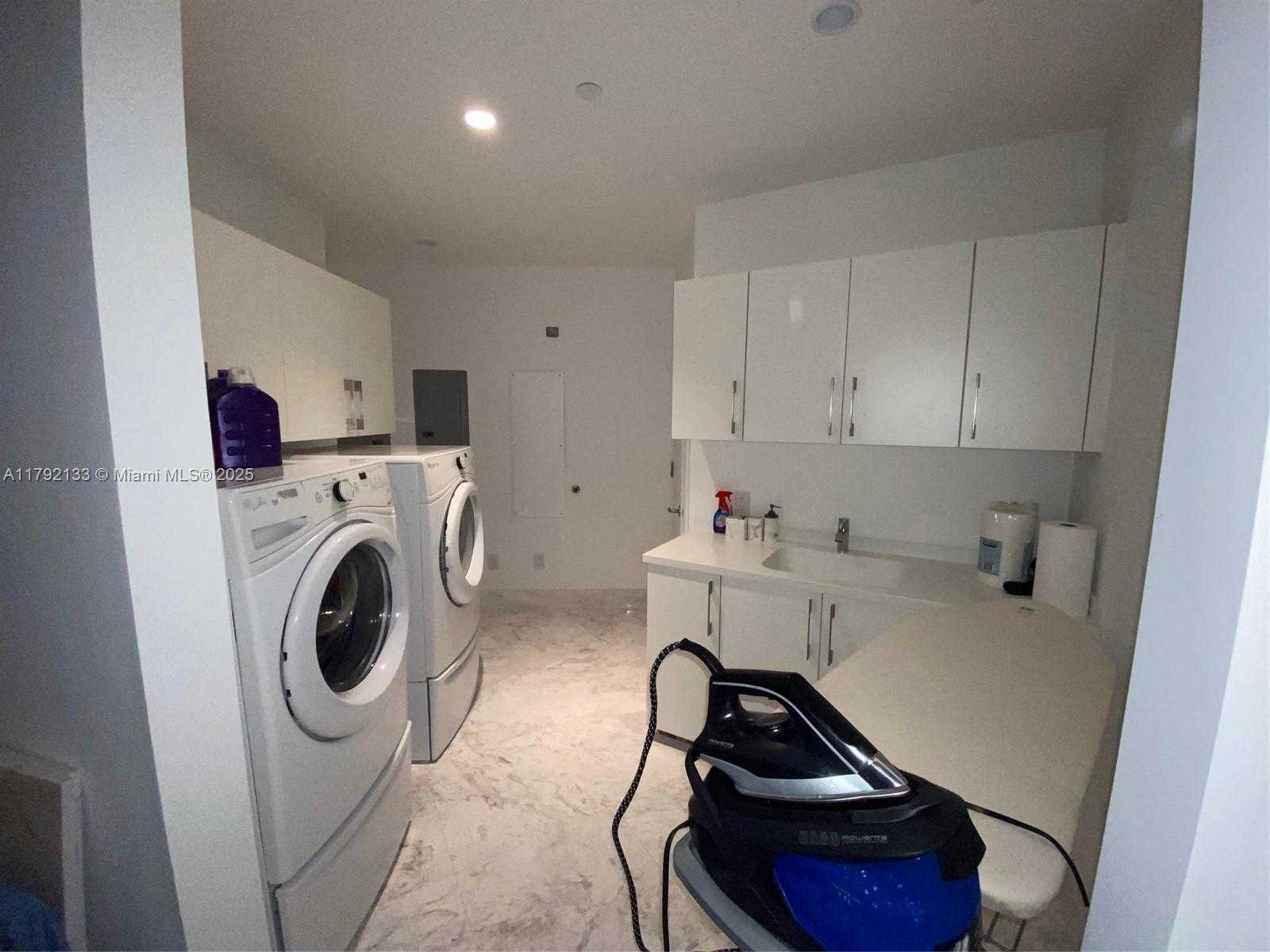Small Image of 18555 COLLINS AVE #2505, Sunny Isles Beach Number 31