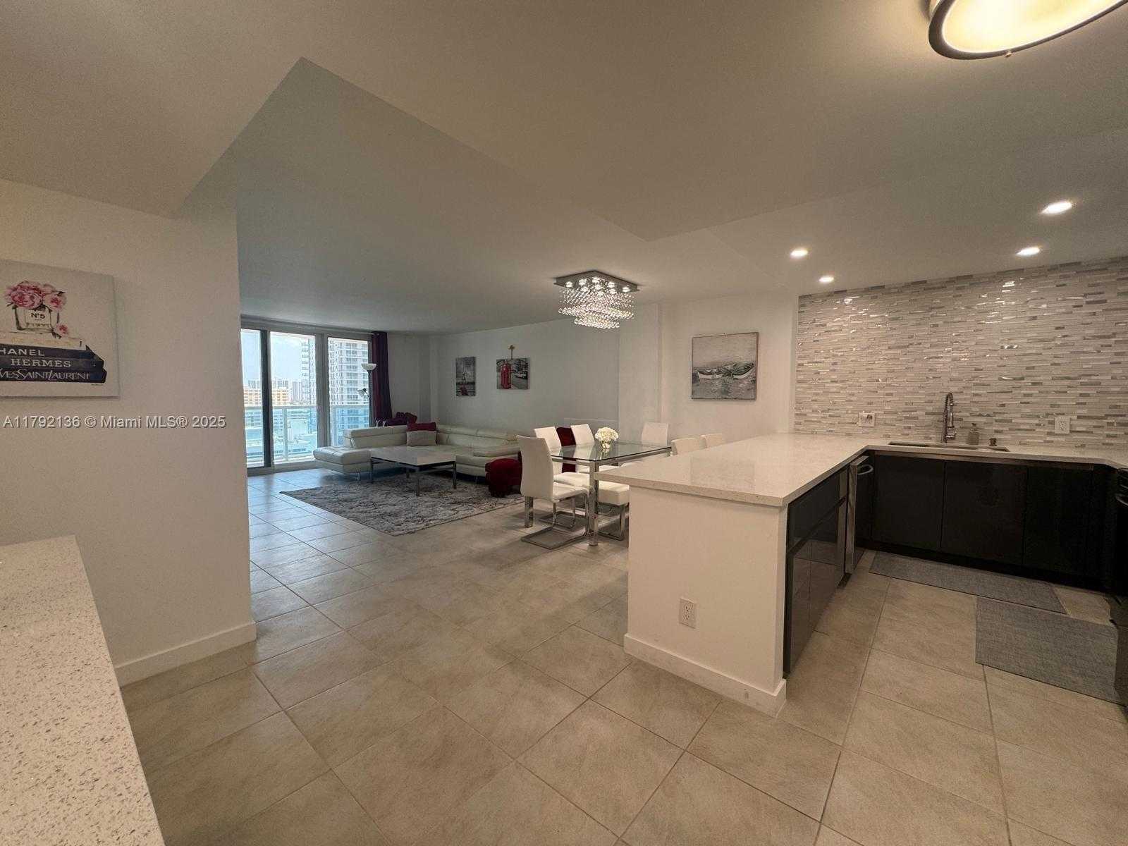 Small Image of 3800 SOUTH OCEAN DR #1710, Hollywood Number 44