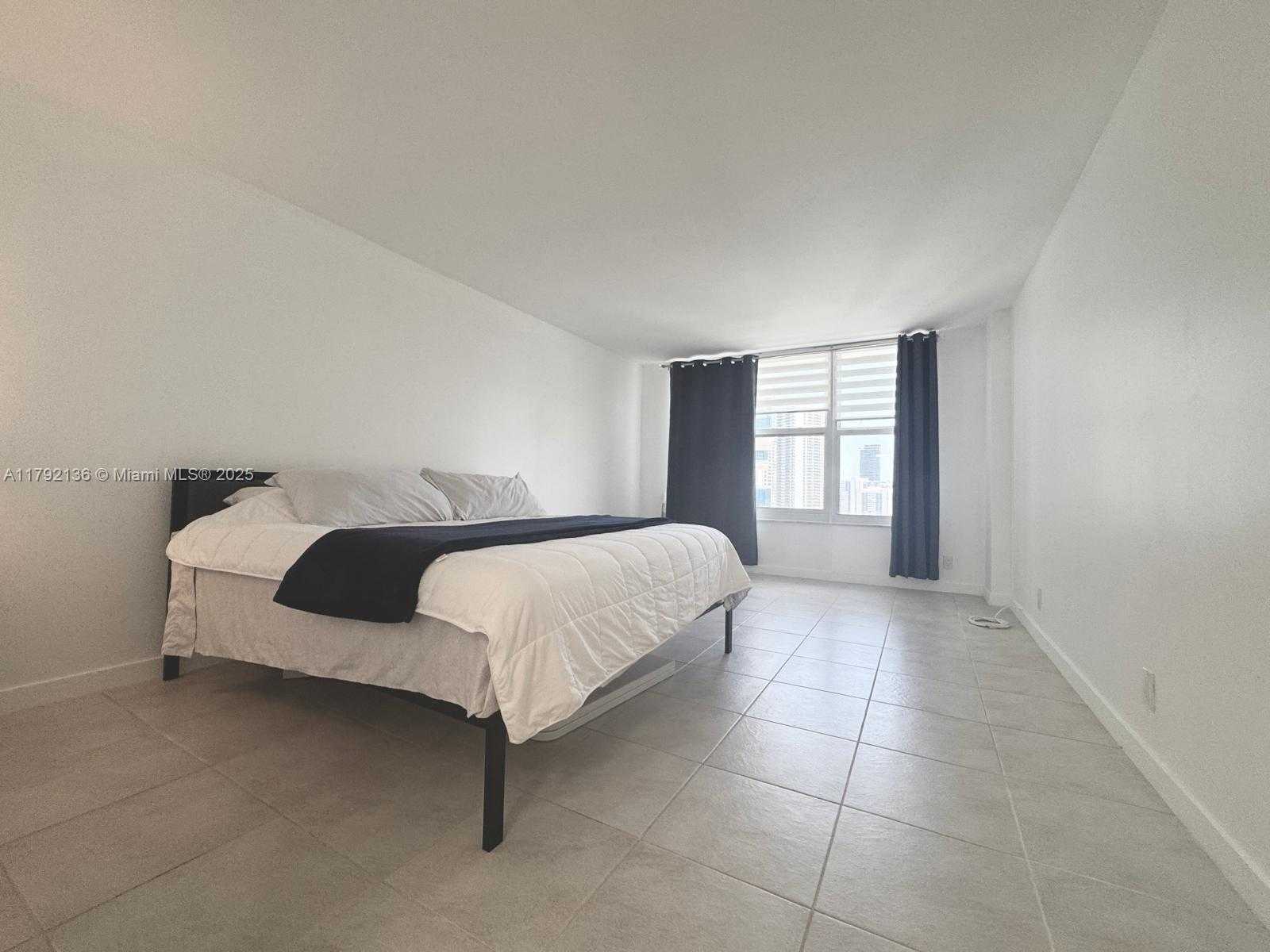 Small Image of 3800 SOUTH OCEAN DR #1710, Hollywood Number 48