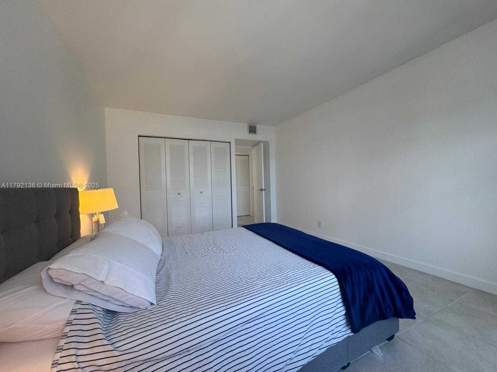 Small Image of 3800 SOUTH OCEAN DR #1710, Hollywood Number 53