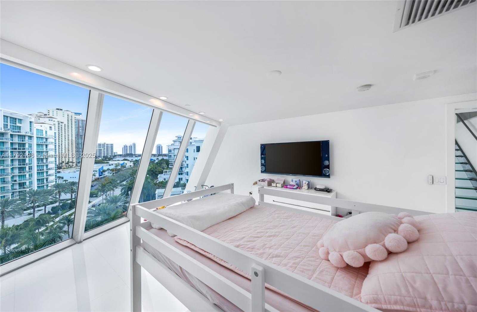 Small Image of 2950 NORTH EAST 188TH ST #547, Aventura Number 62