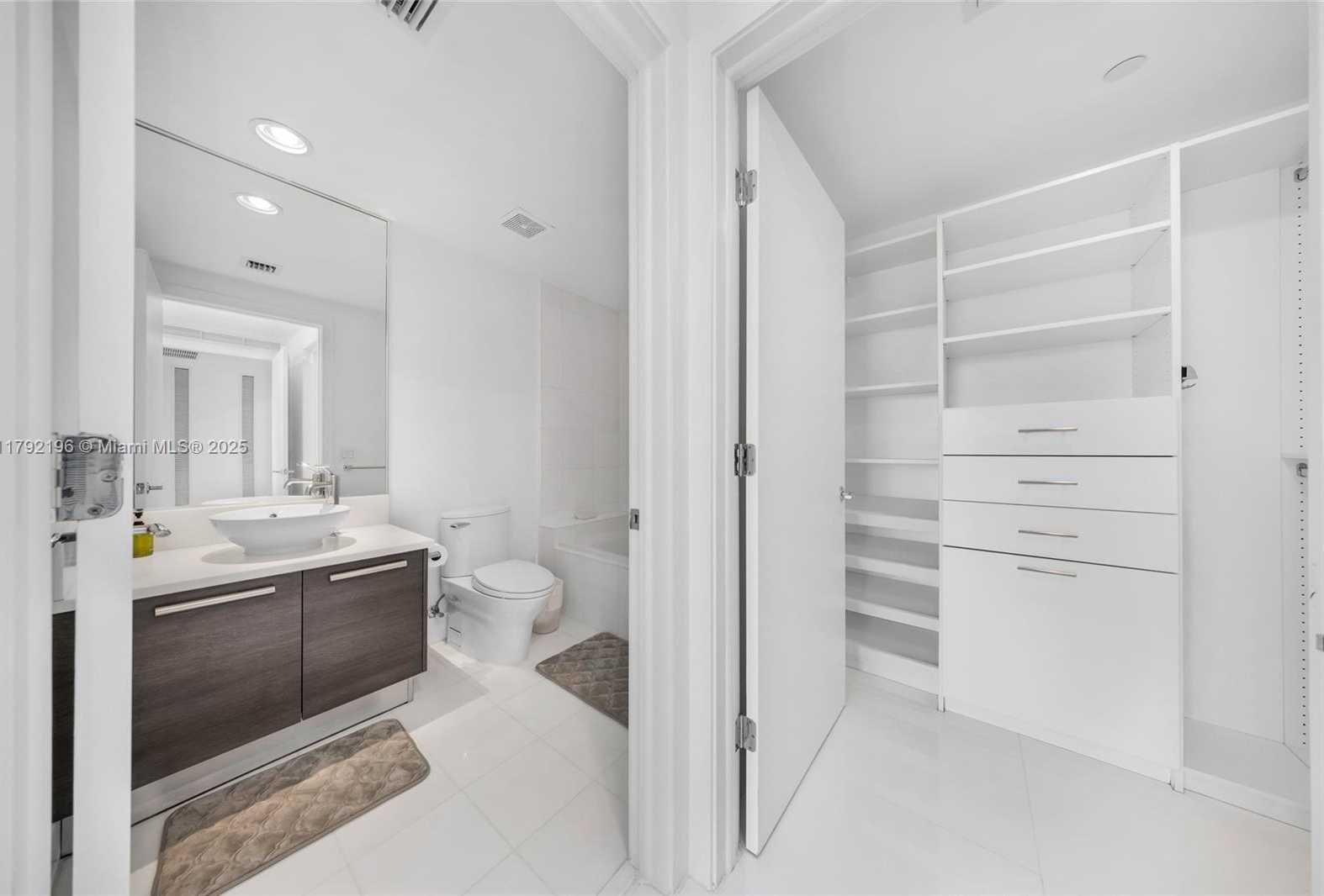 Small Image of 2950 NORTH EAST 188TH ST #547, Aventura Number 82