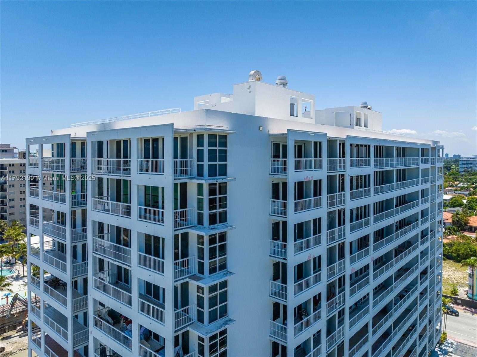 Small Image of 9341 COLLINS AVE #1204, Surfside Number 42