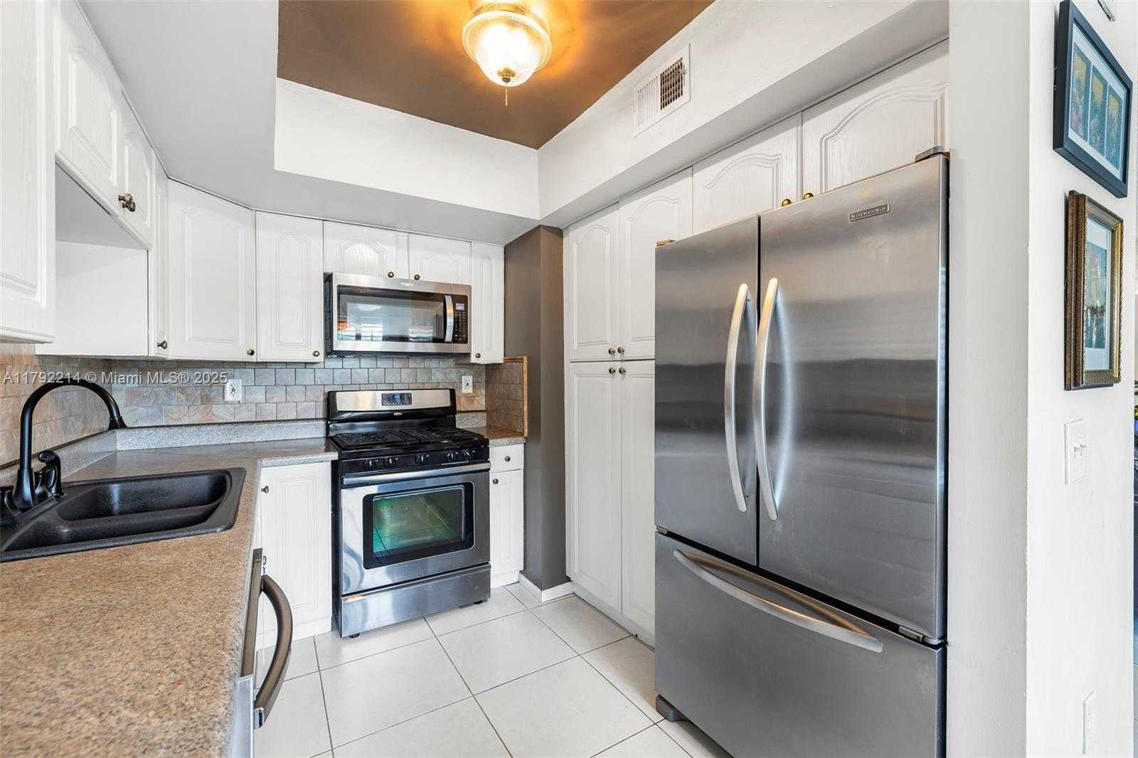 Small Image of 10761 SOUTH WEST 113TH PL #102D, Miami Number 18