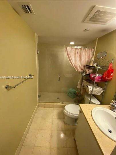 Small Image of 19900 E Country Club Dr, Aventura, FL 33180, USA Number 23