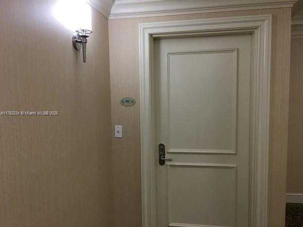 Small Image of 19900 E Country Club Dr, Aventura, FL 33180, USA Number 28