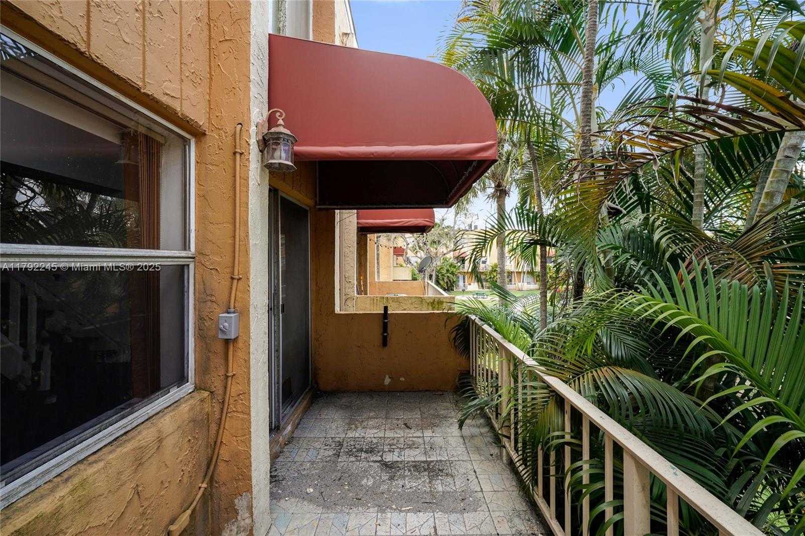 Small Image of 17911 NORTH WEST 68TH AVE #P208, Hialeah Number 26