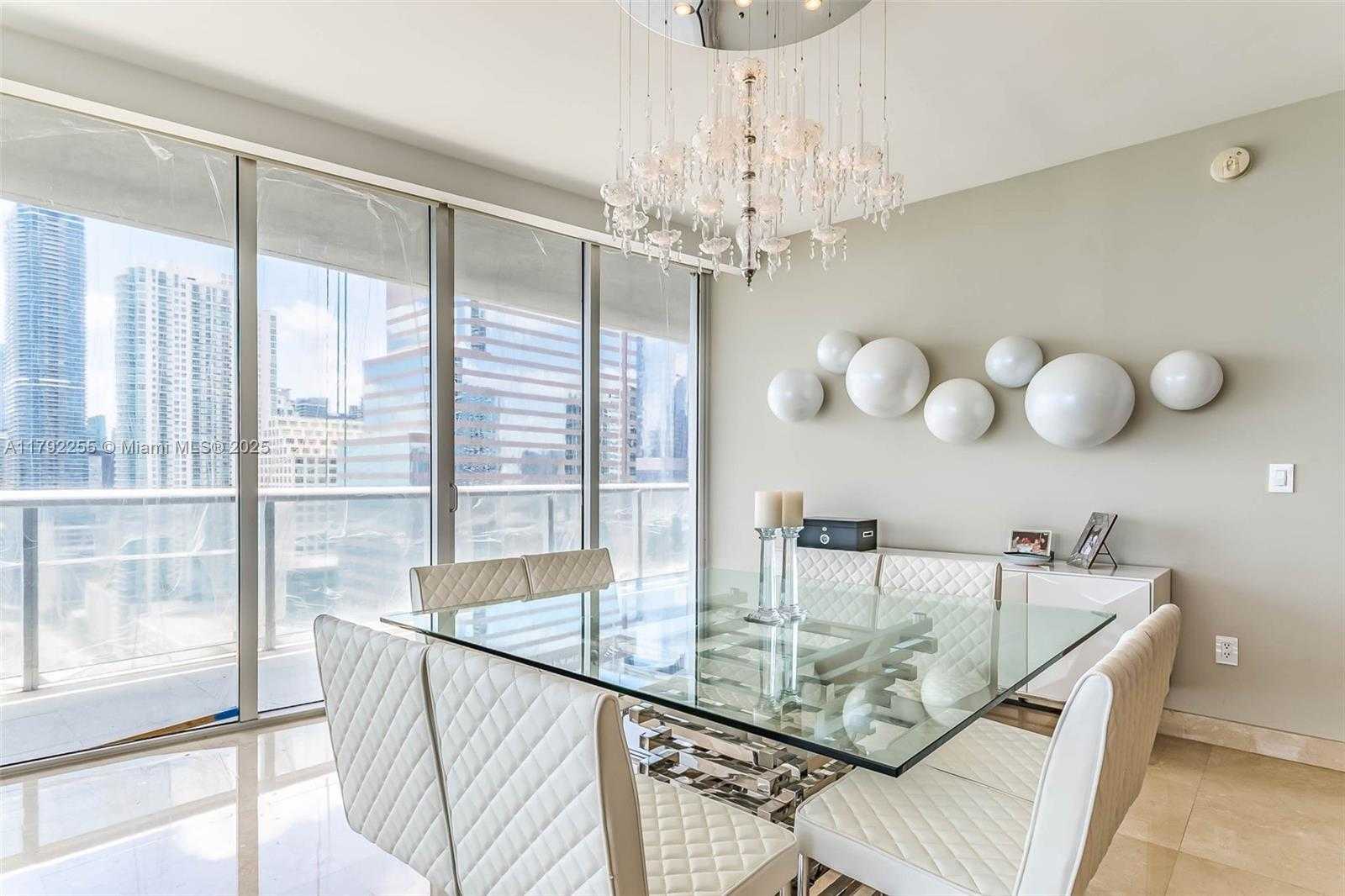 Small Image of 495 BRICKELL AVE #2801, Miami Number 6