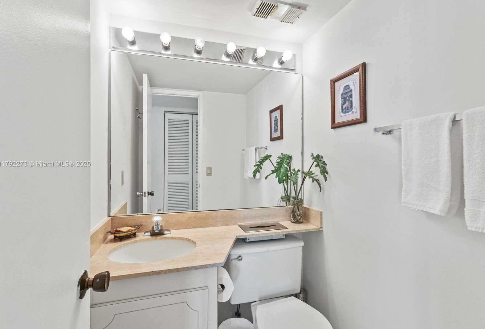 Small Image of 600 NORTH EAST 36TH ST #1810, Miami Number 20