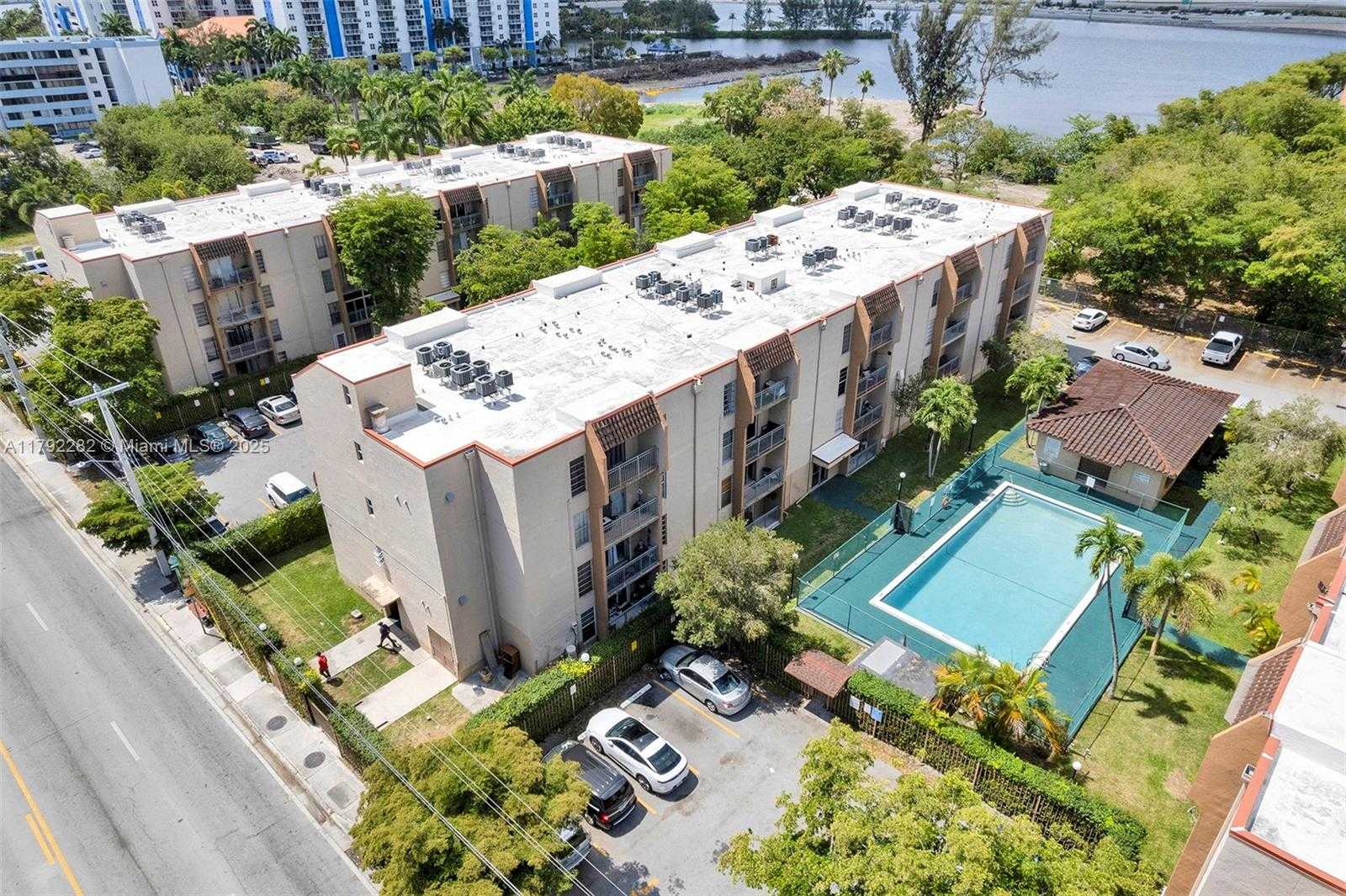 Small Image of 4845 NORTH WEST 7TH ST #309-5, Miami Number 24