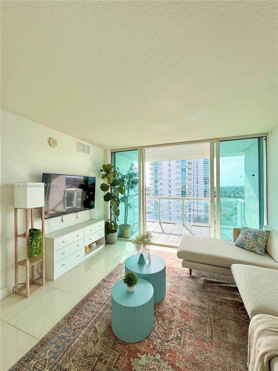 Small Image of 1861 NW S River Dr, Miami, FL 33125, USA Number 11