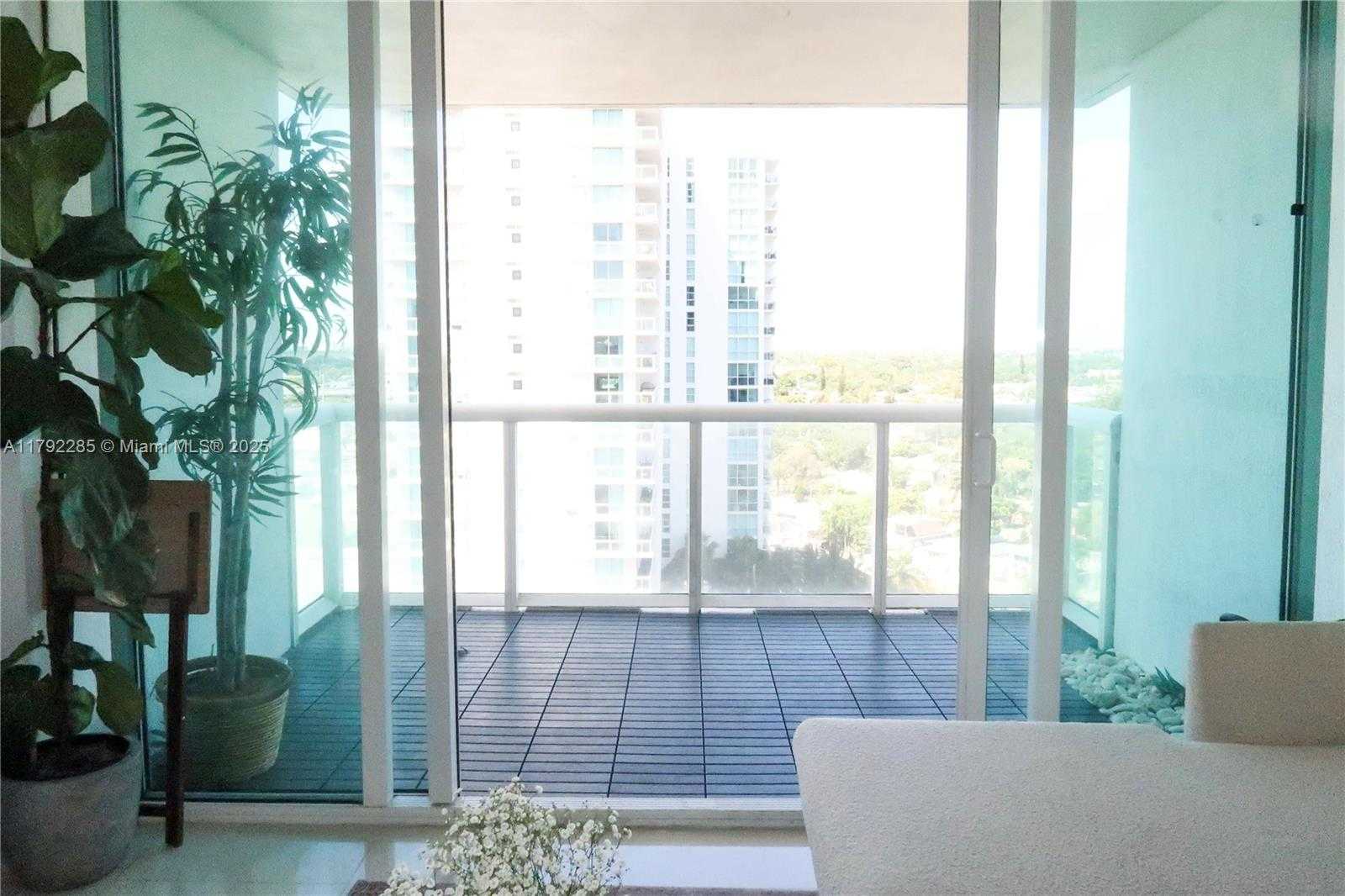 Small Image of 1861 NW S River Dr, Miami, FL 33125, USA Number 14
