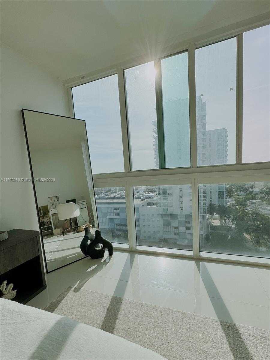 Small Image of 1861 NW S River Dr, Miami, FL 33125, USA Number 28