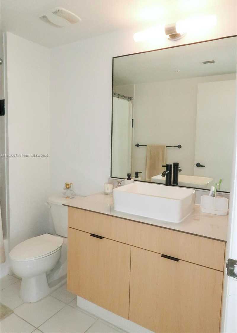 Small Image of 1861 NW S River Dr, Miami, FL 33125, USA Number 30