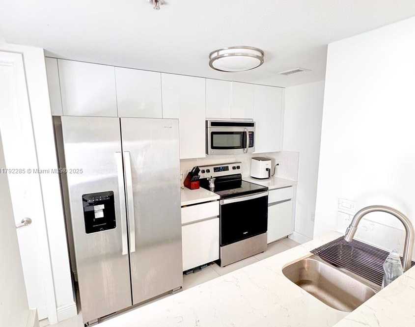 Small Image of 1861 NW S River Dr, Miami, FL 33125, USA Number 5