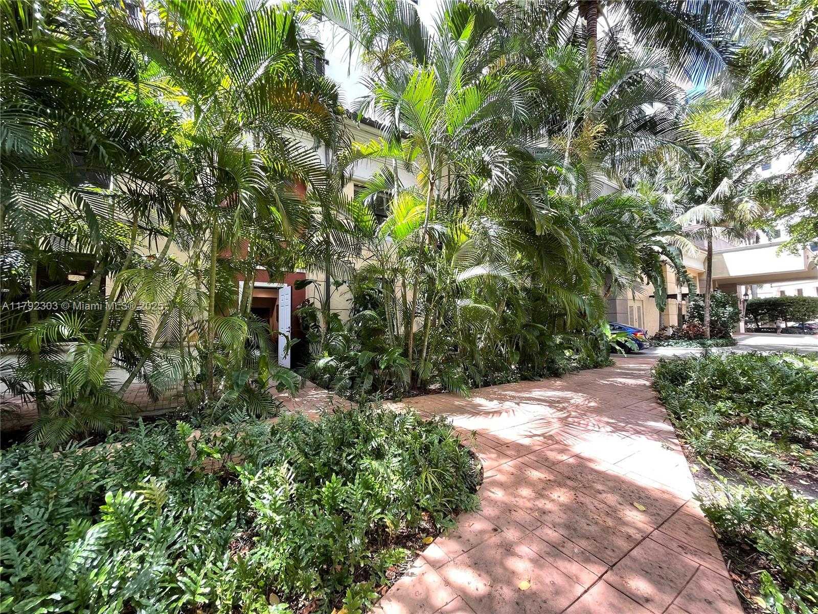 Small Image of 888 SOUTH DOUGLAS RD #119, Coral Gables Number 25