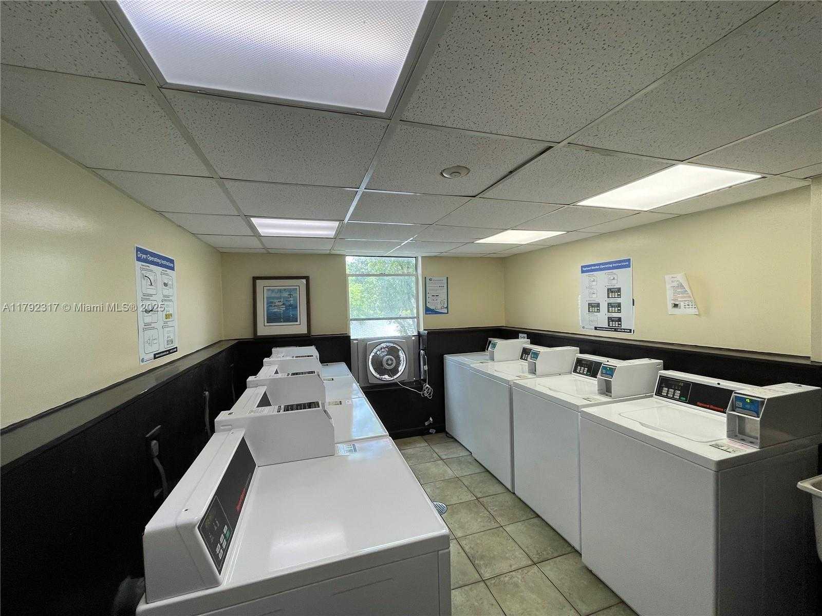Small Image of 3680 INVERRARY DR #2B, Lauderhill Number 10