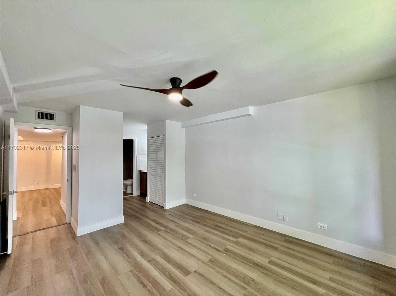 Small Image of 3680 INVERRARY DR #2B, Lauderhill Number 5
