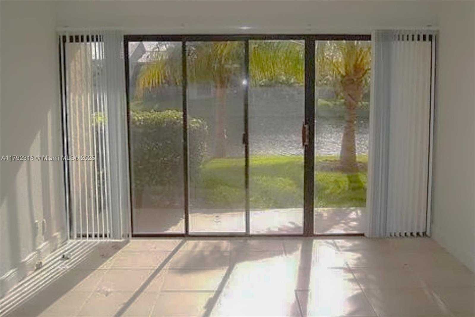 Small Image of 1513 LAKE CRYSTAL DR #B, West Palm Beach Number 8