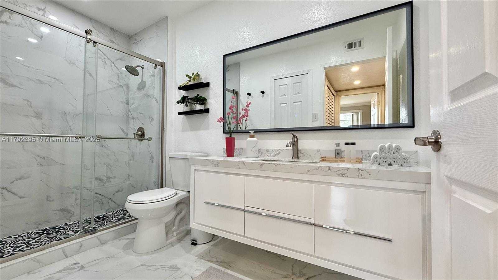 Small Image of 15330 SOUTH WEST 106TH TER #921, Miami Number 10