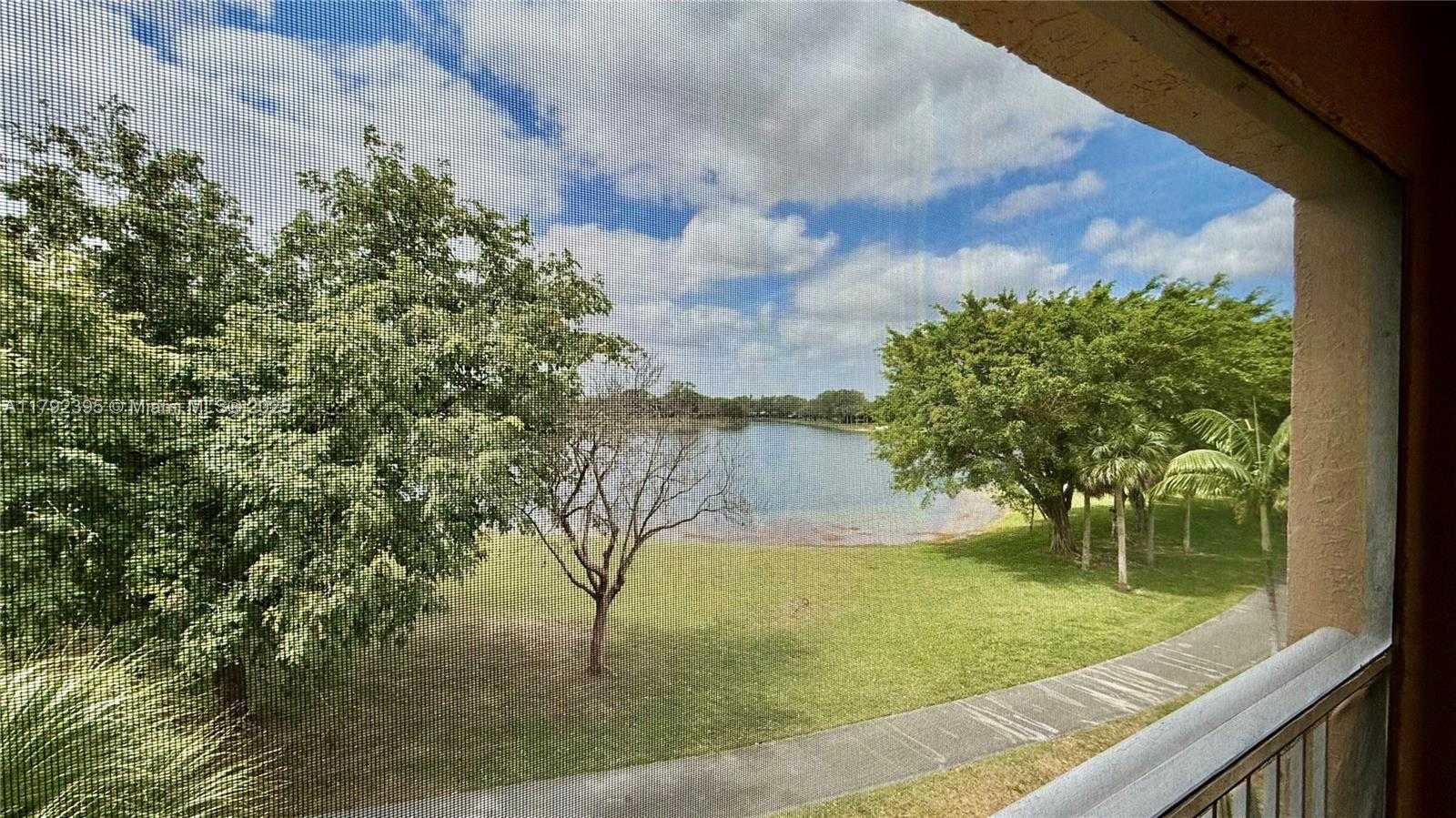 Small Image of 15330 SOUTH WEST 106TH TER #921, Miami Number 16
