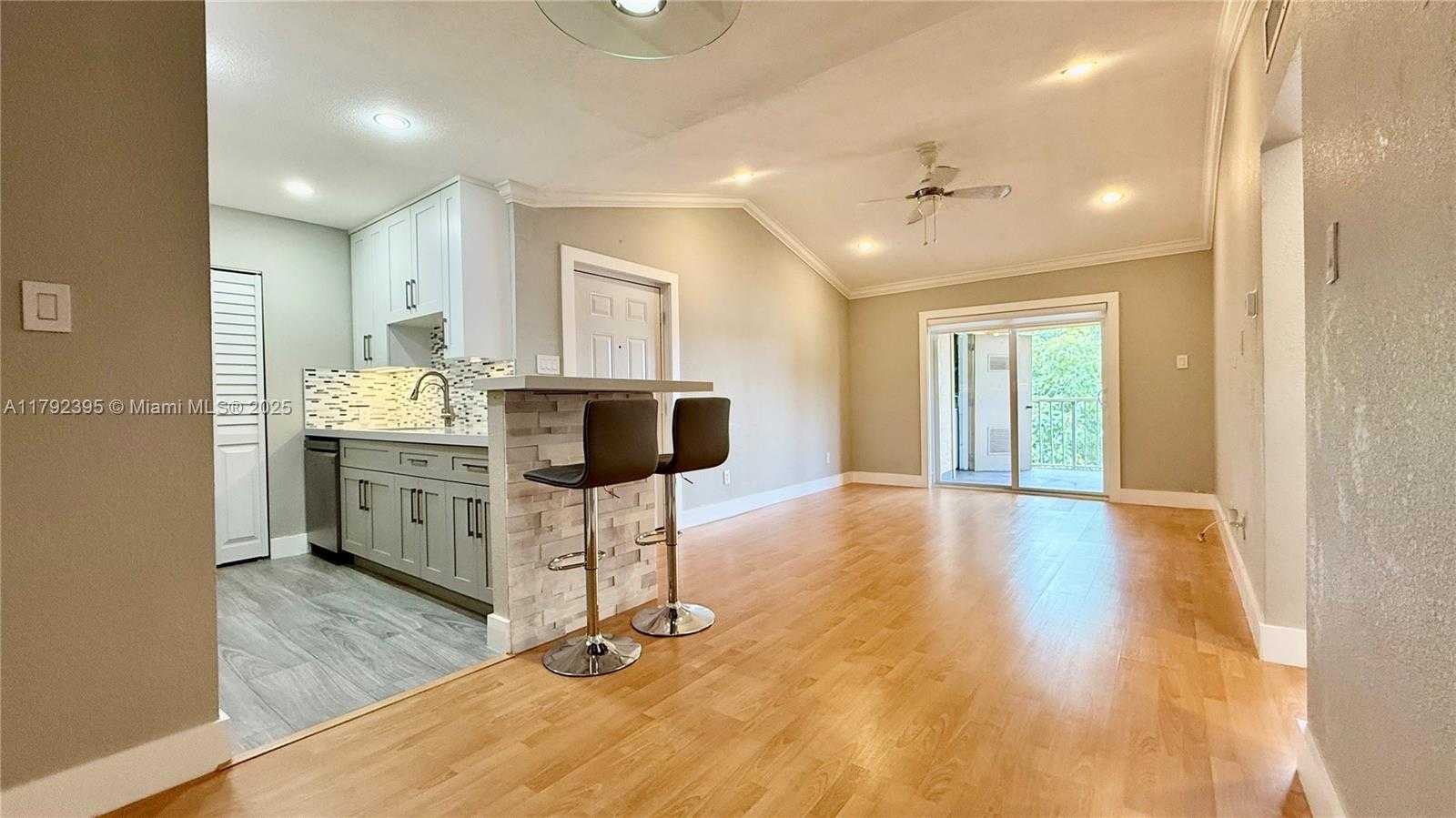 Small Image of 15330 SOUTH WEST 106TH TER #921, Miami Number 19