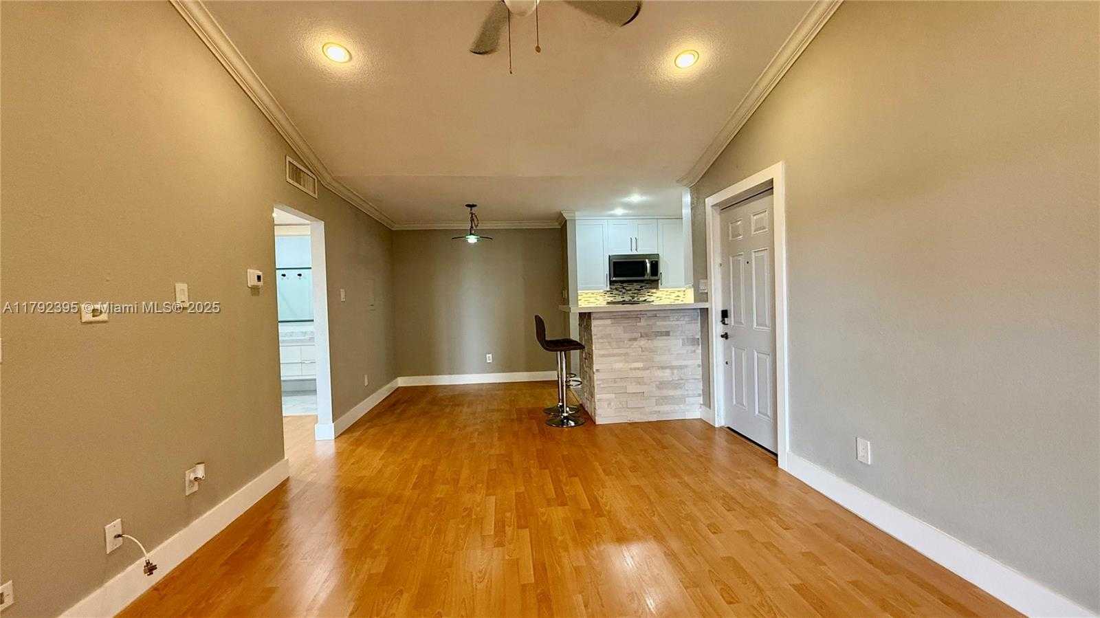Small Image of 15330 SOUTH WEST 106TH TER #921, Miami Number 23