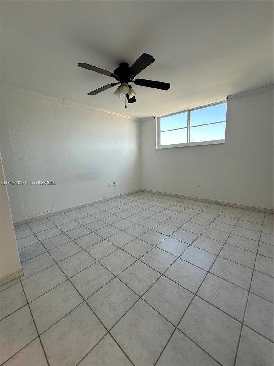 Small Image of 1750 JAMES AVE #10A, Miami Beach Number 18