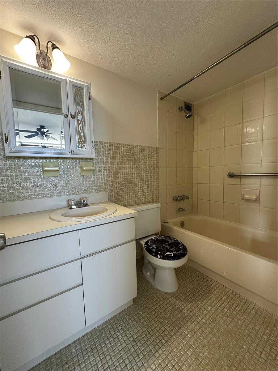 Small Image of 1750 JAMES AVE #10A, Miami Beach Number 21