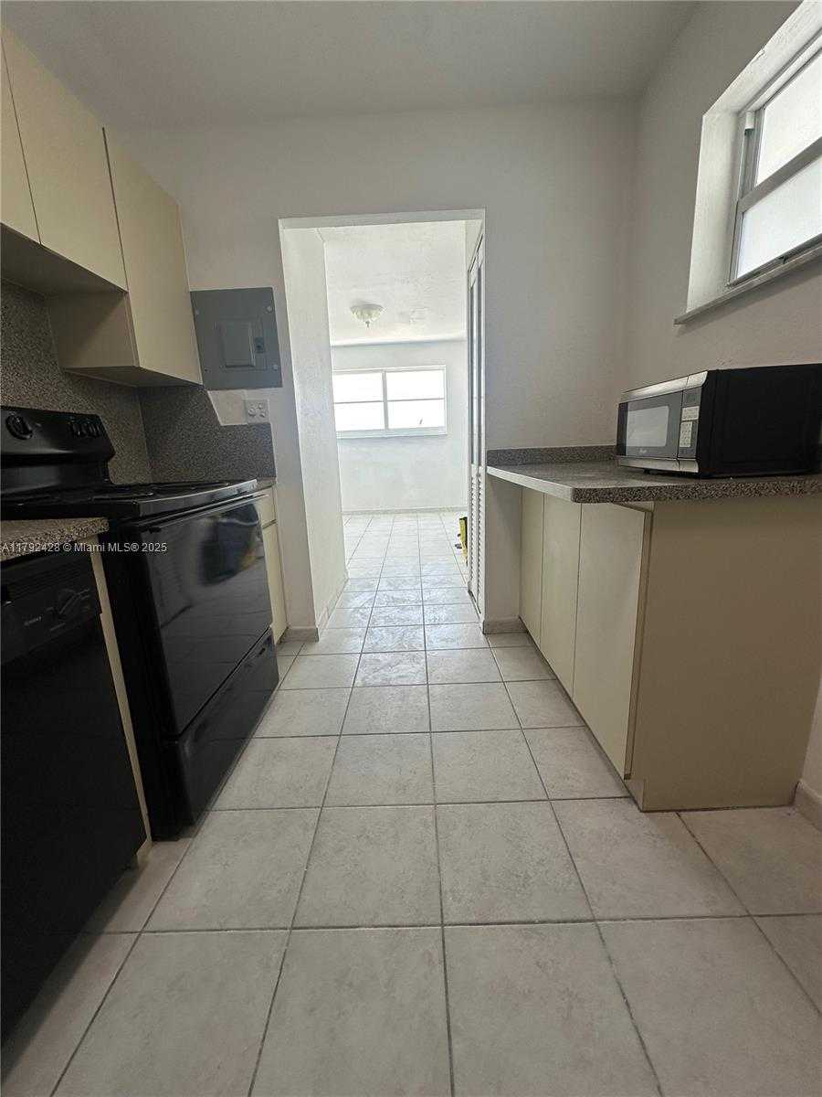Small Image of 1750 JAMES AVE #10A, Miami Beach Number 29