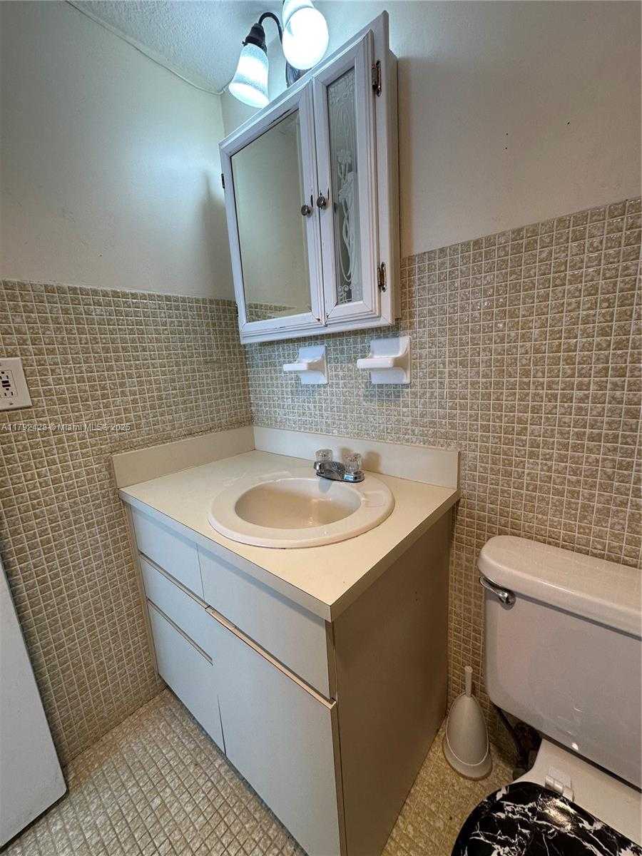 Small Image of 1750 JAMES AVE #10A, Miami Beach Number 30