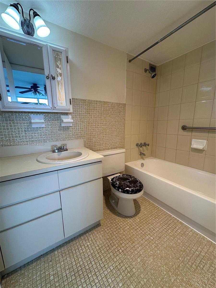 Small Image of 1750 JAMES AVE #10A, Miami Beach Number 31