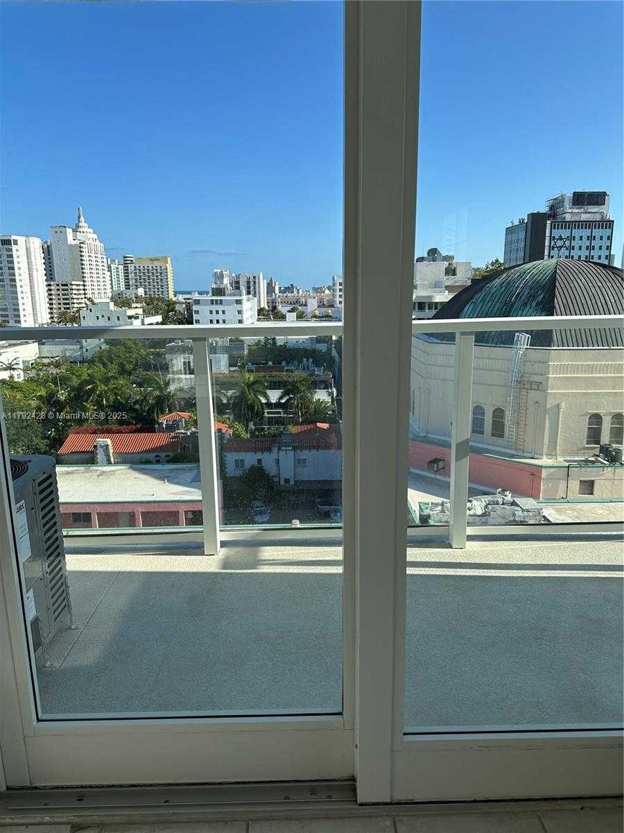 Small Image of 1750 JAMES AVE #10A, Miami Beach Number 4
