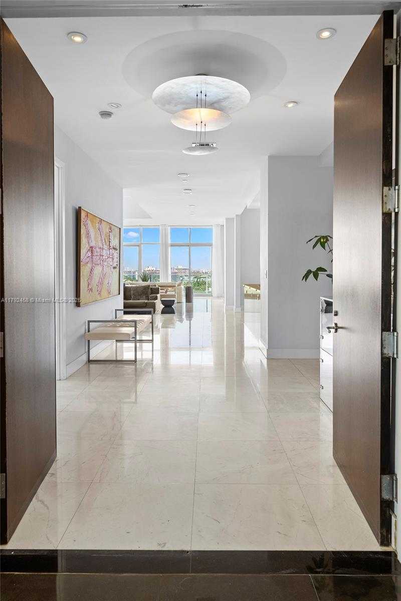 Small Image of 201 AQUA AVENUE #1001, Miami Beach Number 10