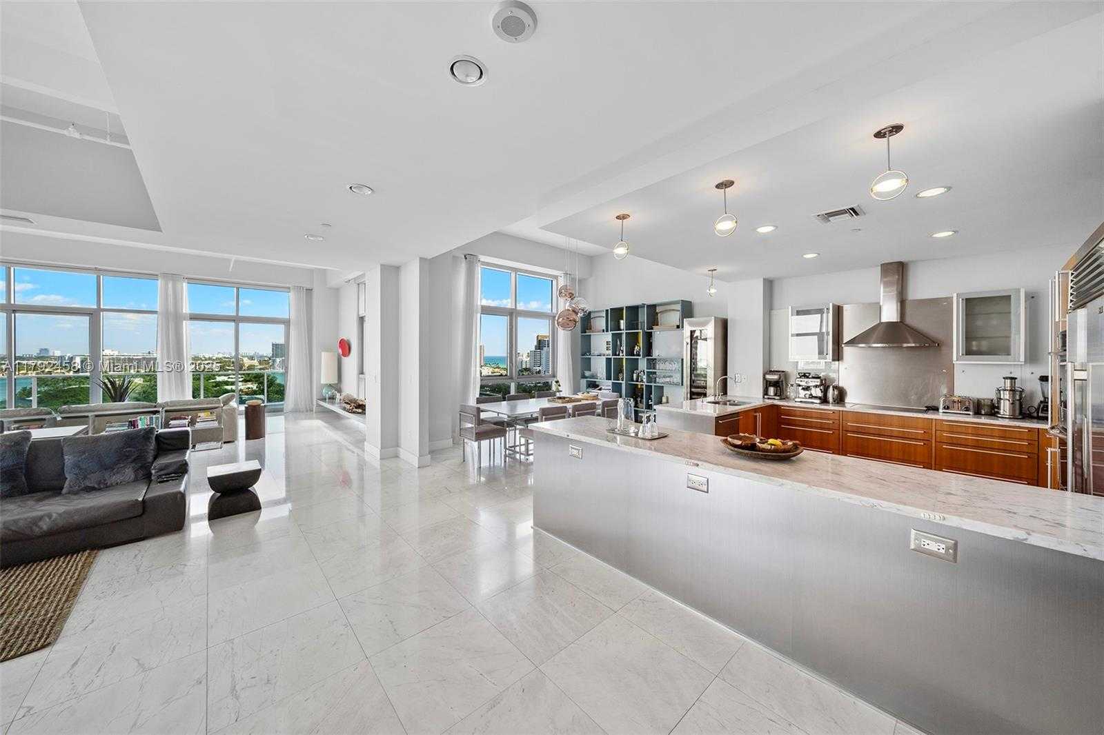 Small Image of 201 AQUA AVENUE #1001, Miami Beach Number 19