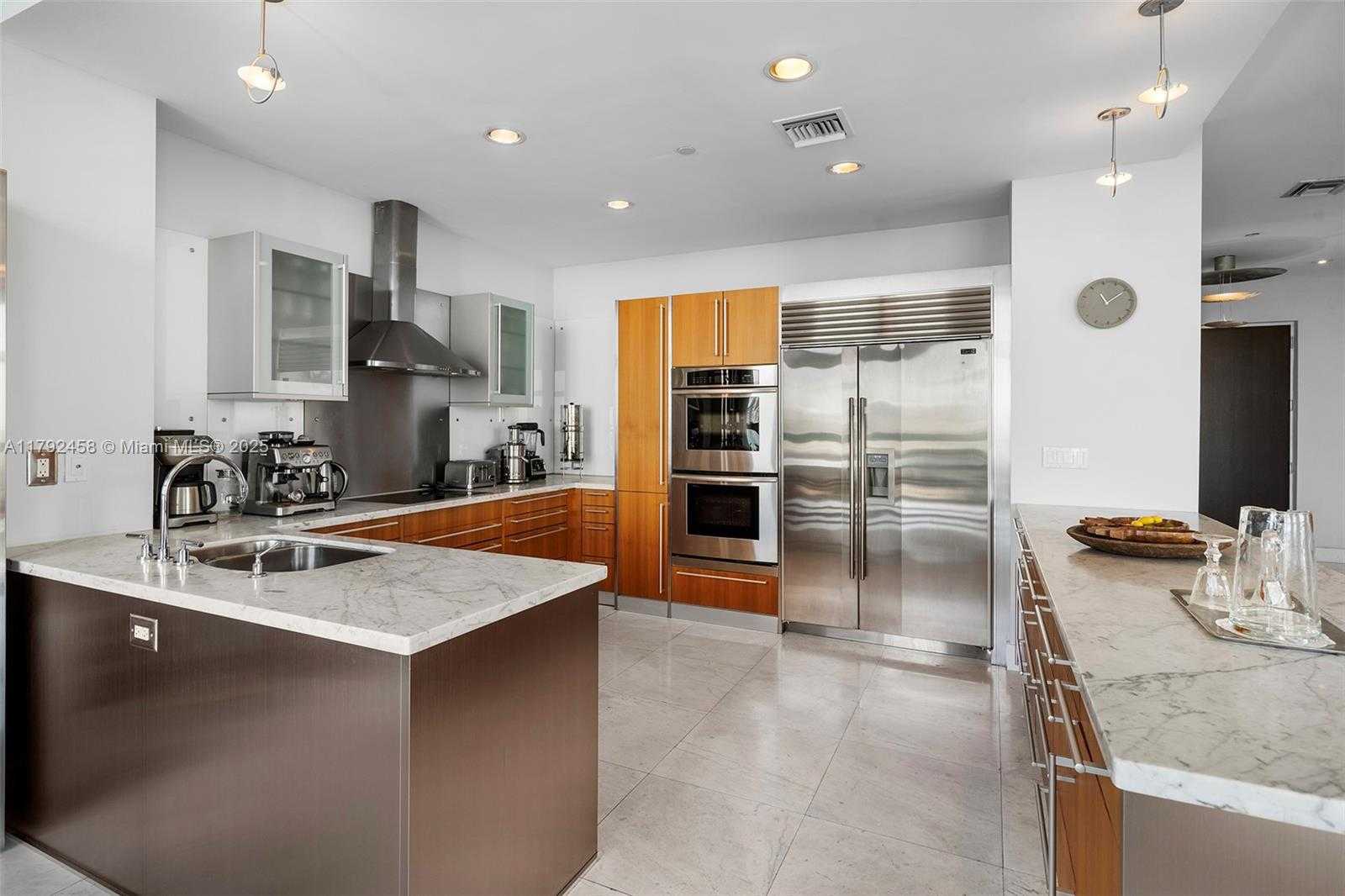 Small Image of 201 AQUA AVENUE #1001, Miami Beach Number 21