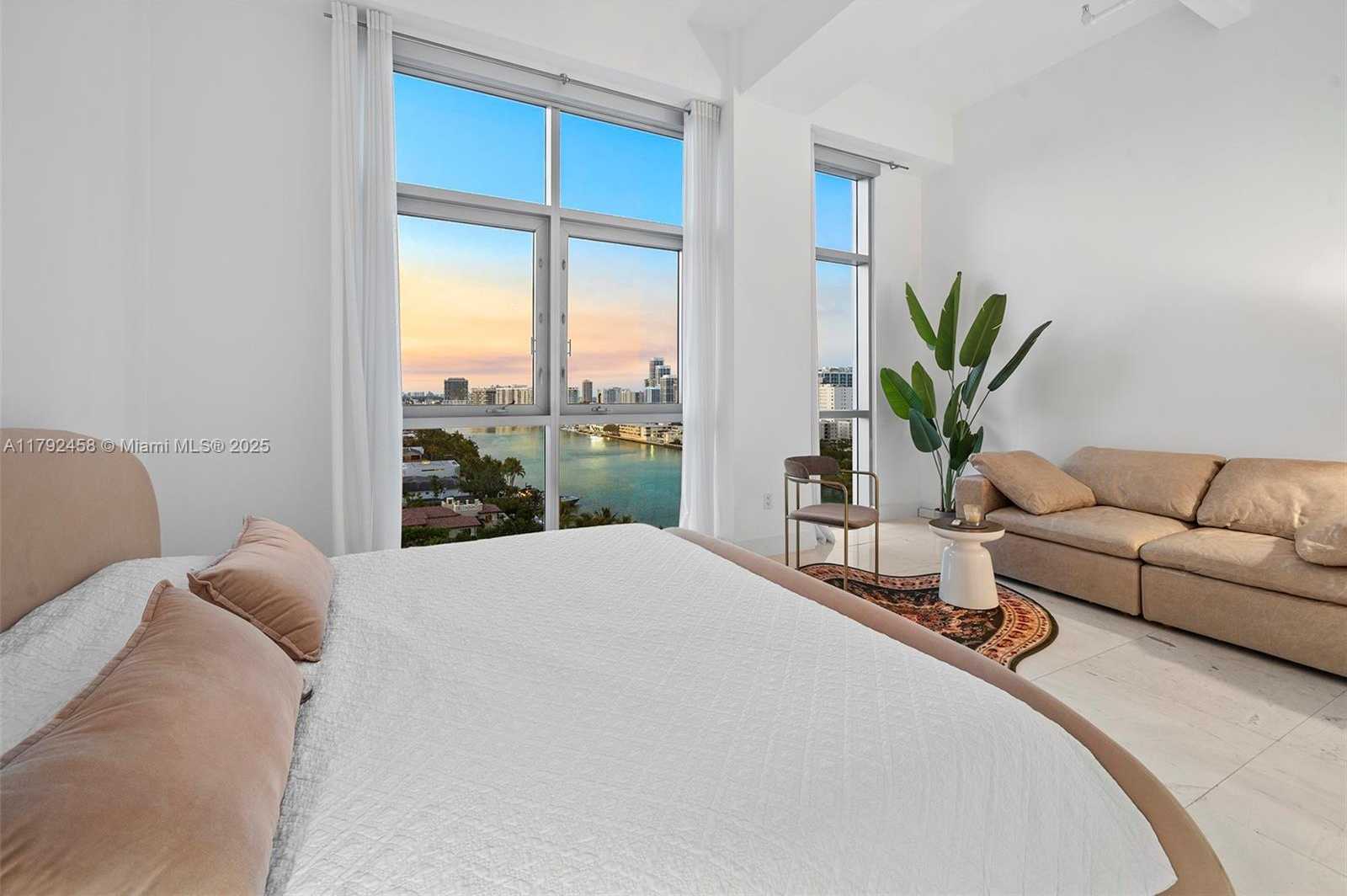 Small Image of 201 AQUA AVENUE #1001, Miami Beach Number 25
