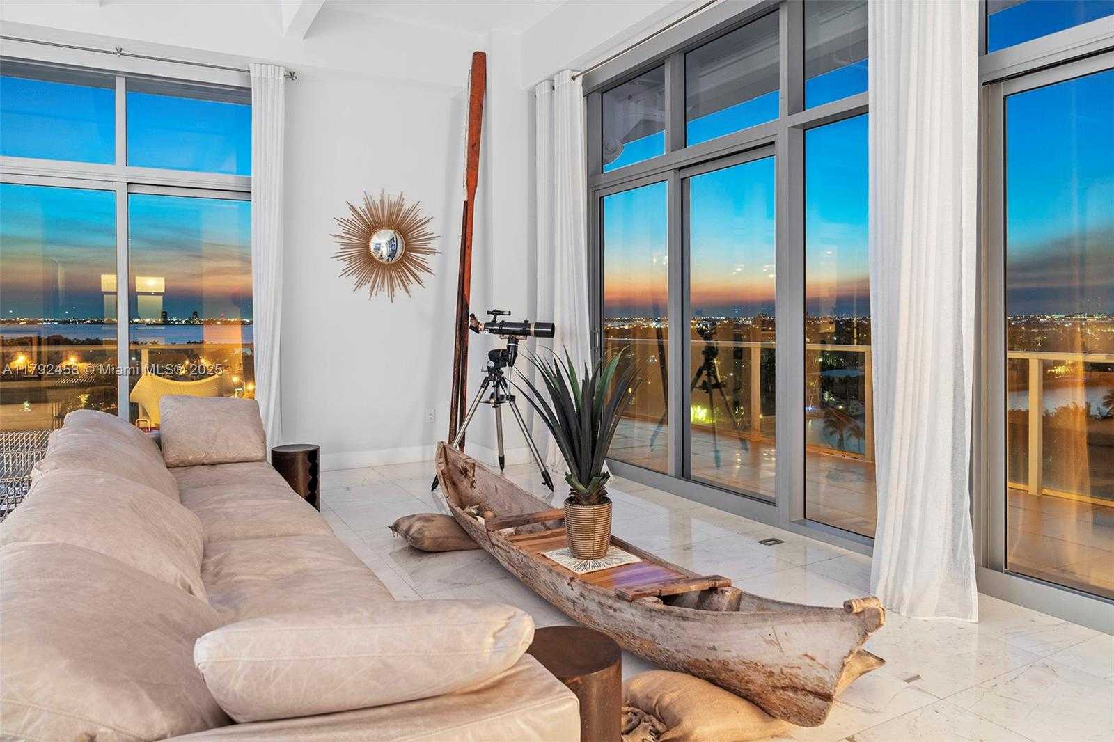 Small Image of 201 AQUA AVENUE #1001, Miami Beach Number 3