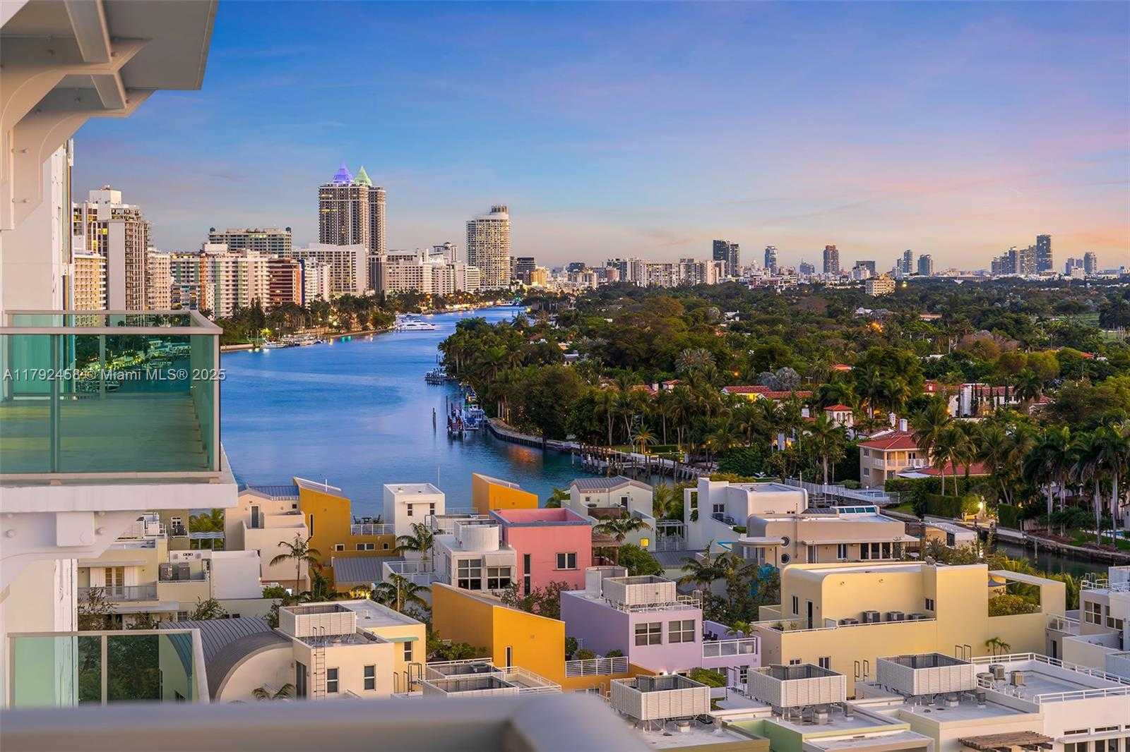 Small Image of 201 AQUA AVENUE #1001, Miami Beach Number 51