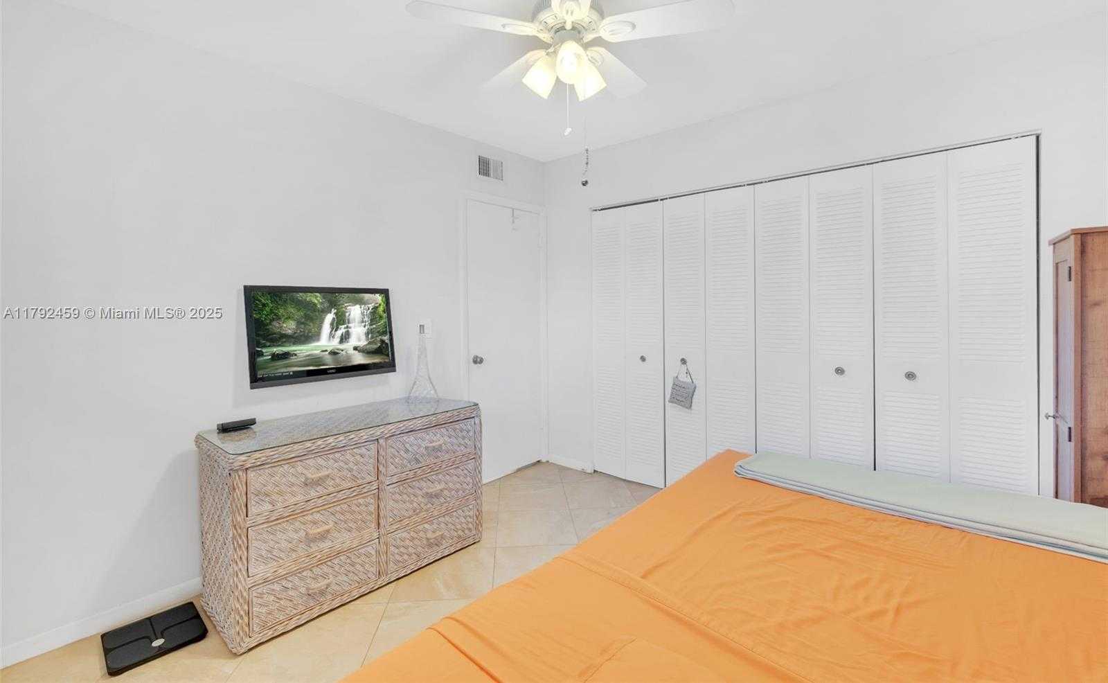 Small Image of 6800 ROYAL PALM BLVD #101F, Margate Number 17