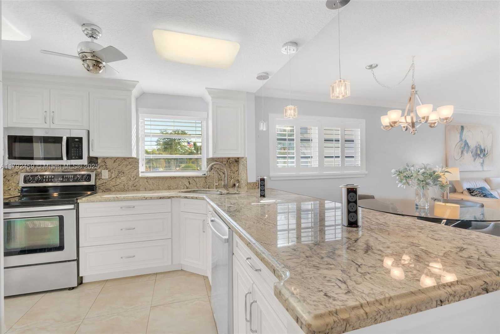 Small Image of 6800 ROYAL PALM BLVD #101F, Margate Number 19