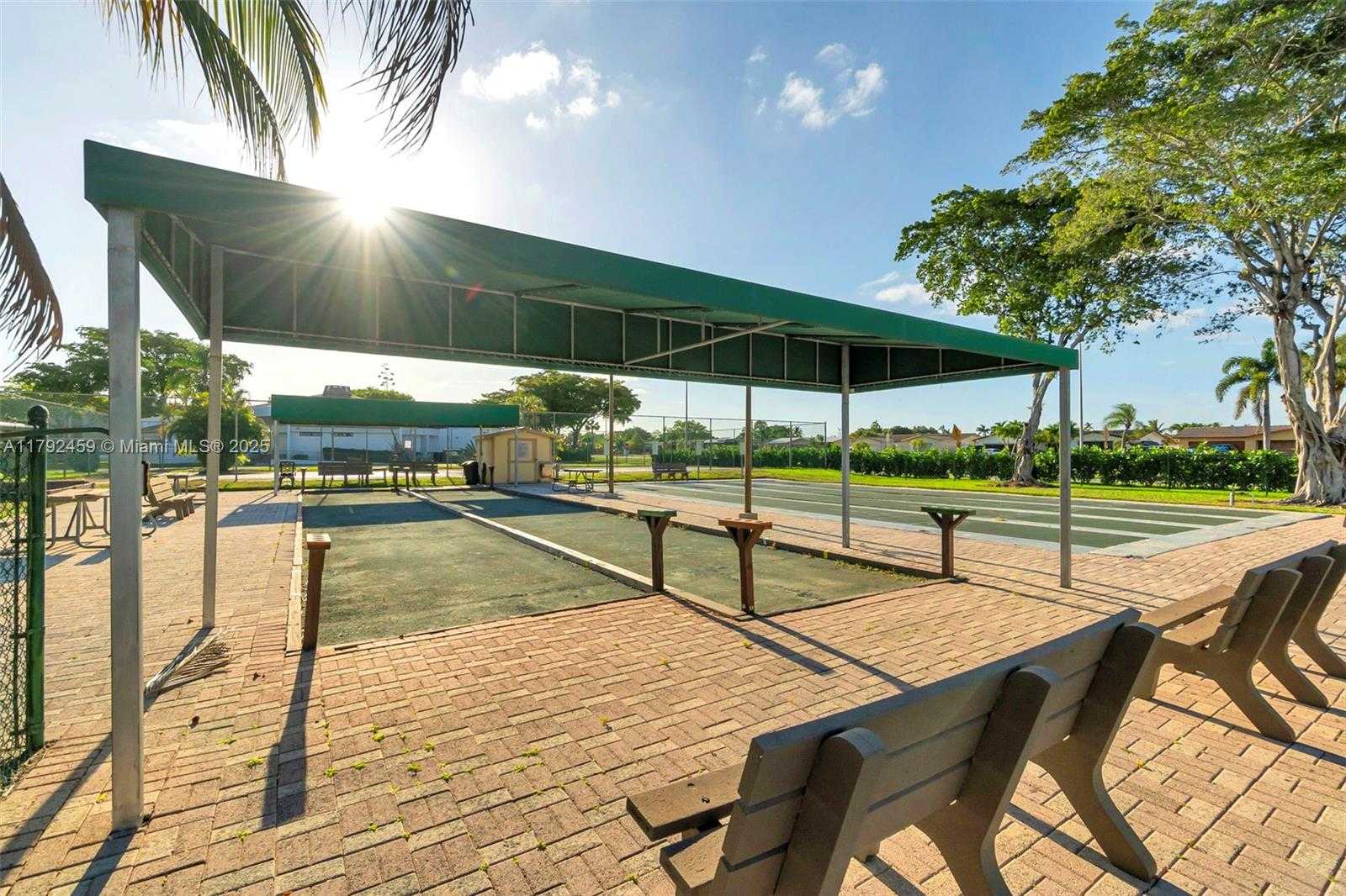Small Image of 6800 ROYAL PALM BLVD #101F, Margate Number 31