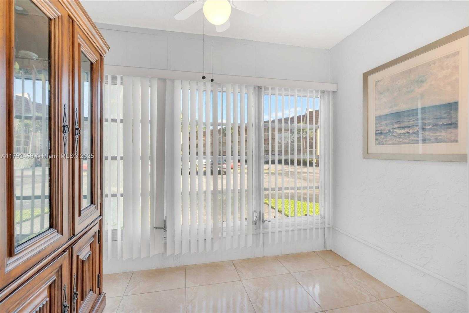 Small Image of 6800 ROYAL PALM BLVD #101F, Margate Number 9
