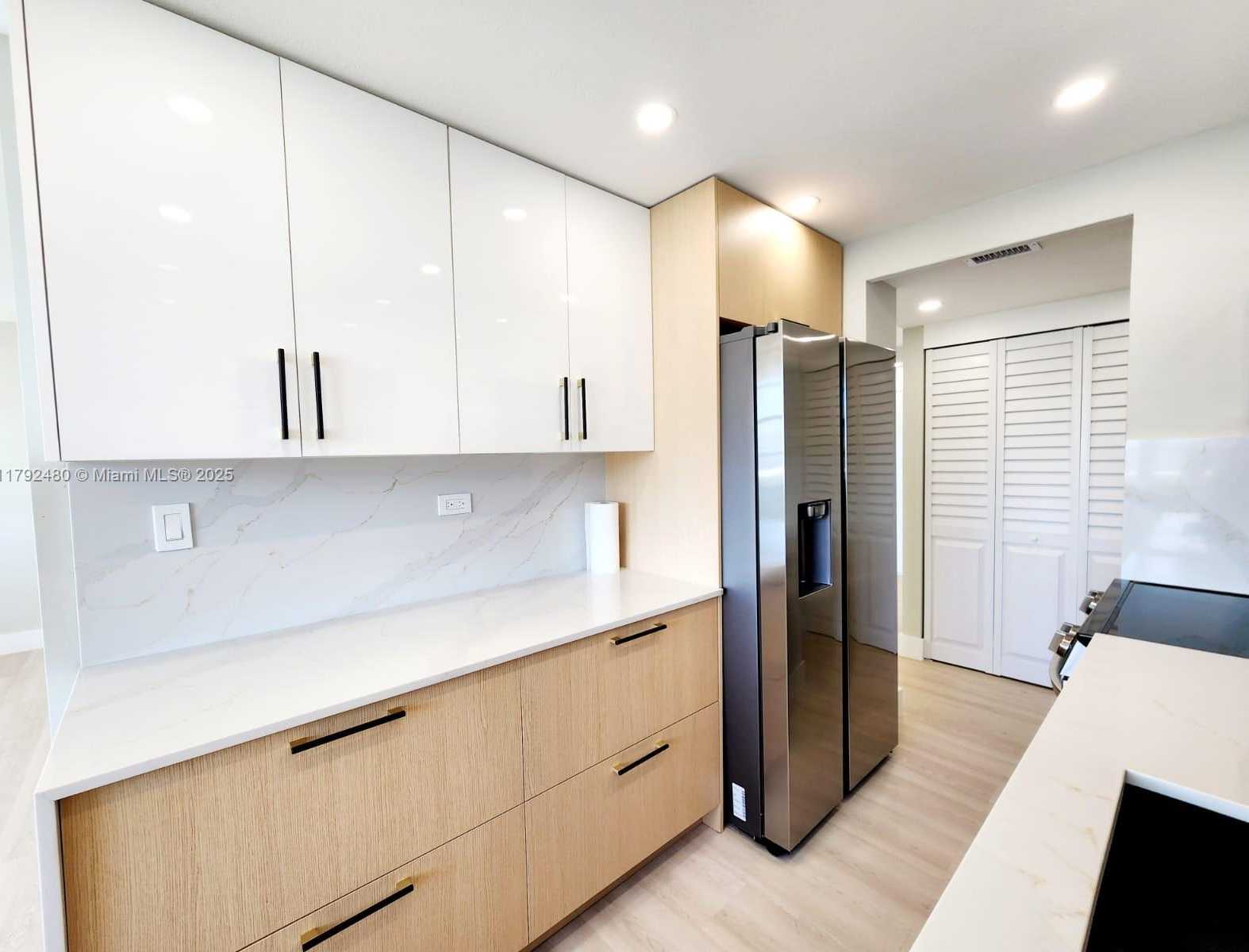 Small Image of 250 174TH ST #1618, Sunny Isles Beach Number 15