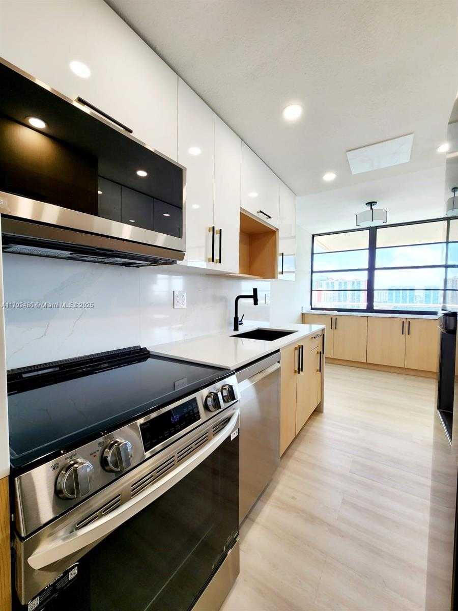 Small Image of 250 174TH ST #1618, Sunny Isles Beach Number 17